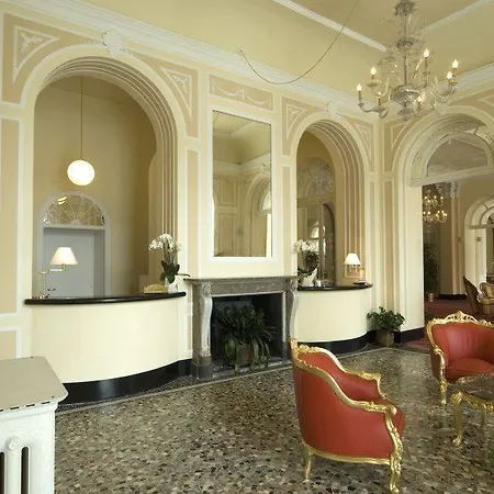 Grand Hotel