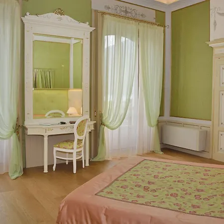 Hotel Grand